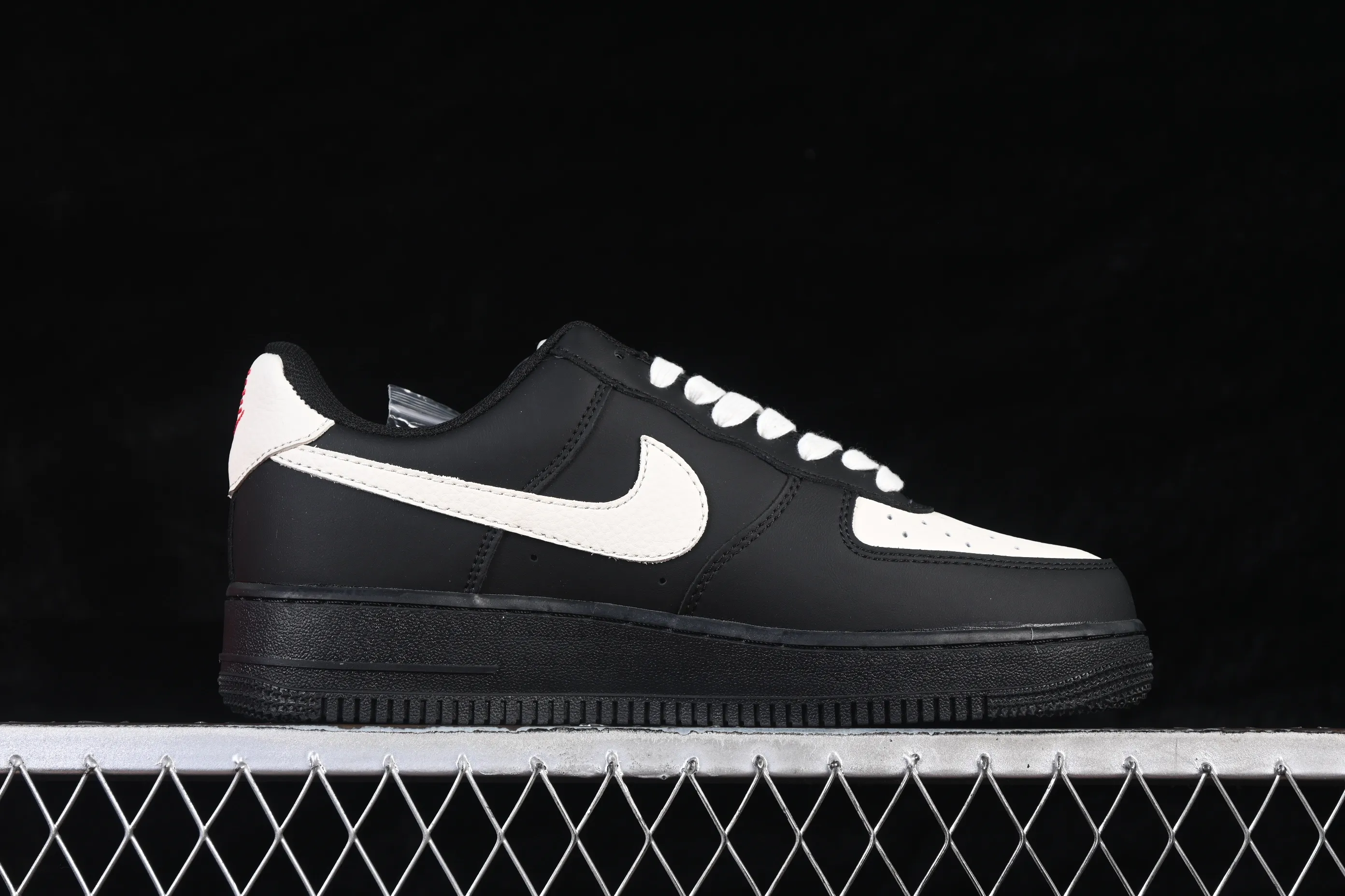All categories Nk Air Force 1 Air Force series Nk Air Force 1 Low Air Force low-top Nike Air Force 1'07 Low Year of the Horse limited edition Ink white gel Air Force 1 low-top casual sneakers FV3694-104